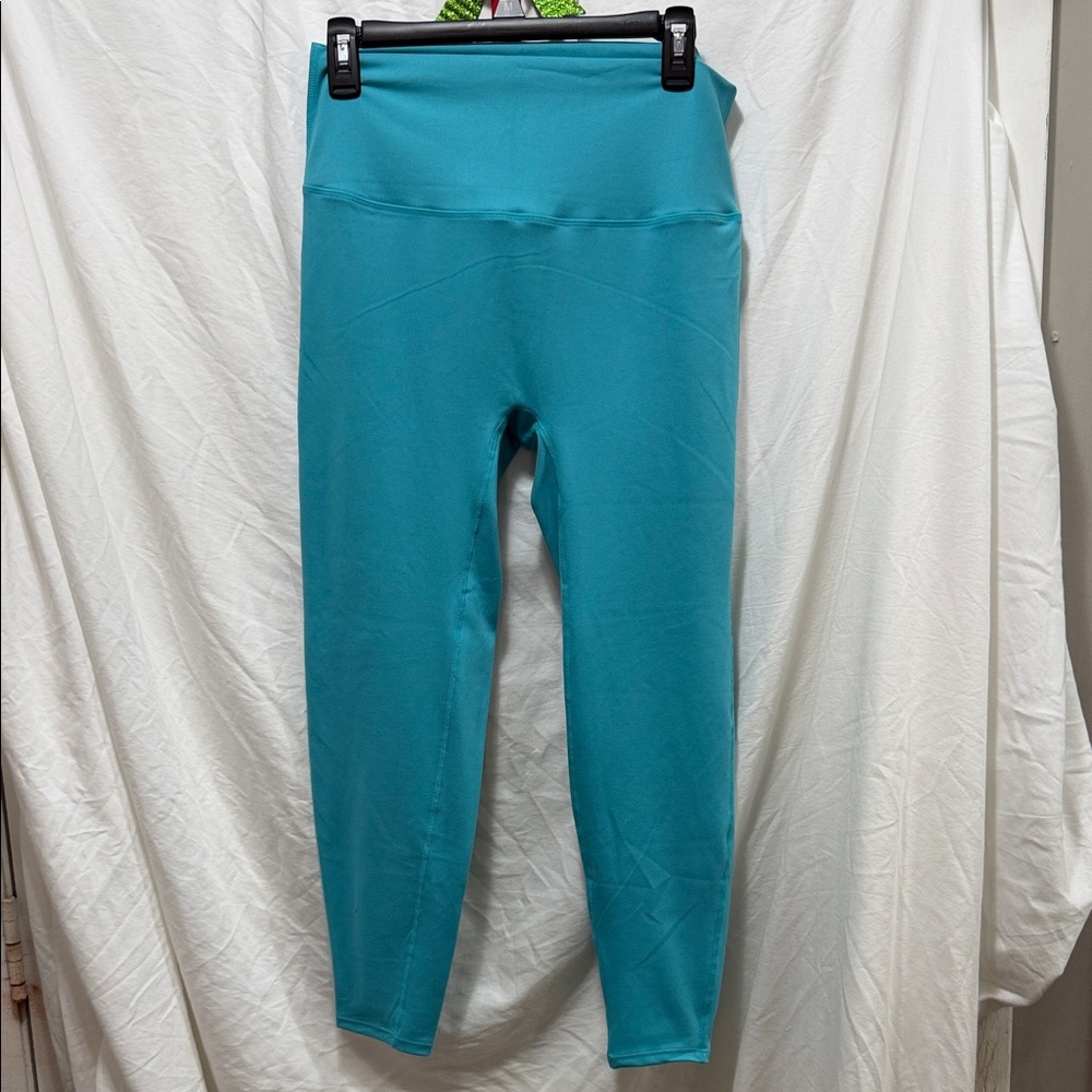 Zenana Outfitters Vibrant Blue Leggings